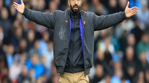 范志毅携手方昊：F1赛道上申花旧将新星的精彩亮相